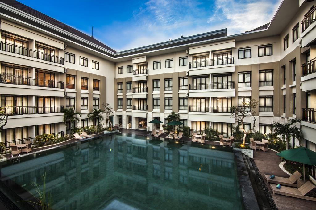 Grand Kuta Hotel And Residence Legian Exteriér fotografie