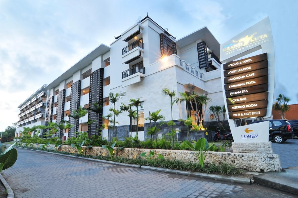 Grand Kuta Hotel And Residence Legian Exteriér fotografie